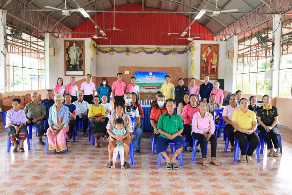 วันที่ 19 สิงหาคม 2568 ผู้ปกครองนิคมสร้างตนเองห้วยหลวง อำเภอกุดจับ และนายสมาน  ศรีพลลา นายกเทศมนตรีเทศบาลตําบลสร้างก่อ พร้อมคณะบริหาร เปิดโครงการฝึกอาชีพ หลักสูตร การเลี้ยงไก่พื้นเมืองให้ได้มาตรฐาน ให้แก่คนพิการ ผู้ดูแลคนพิการ และครอบครัวคนพิการ ในเขตนิคมสร้างตนเองห้วยหลวง จังหวัดอุดรธานี ณ อาคารส่งเสริมสุขภาพเทศบาลตําบลสร้างก่อ
